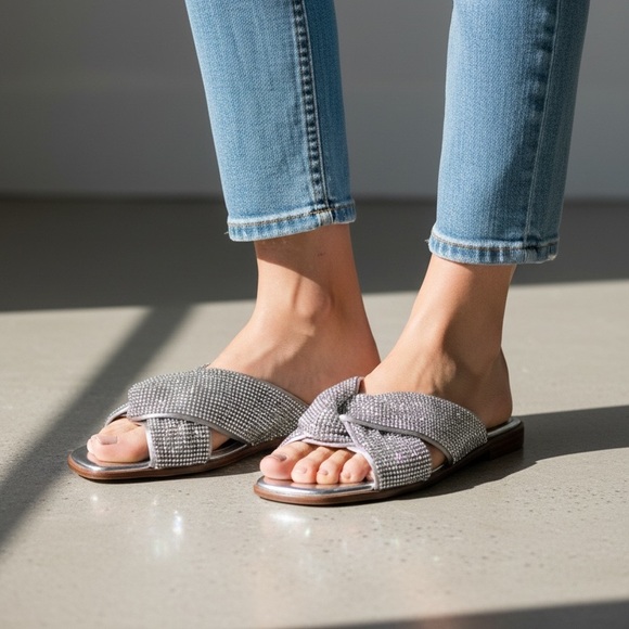 NEW SAM‎ EDELMAN SILVER SANDALS 8.5 - Picture 2 of 8